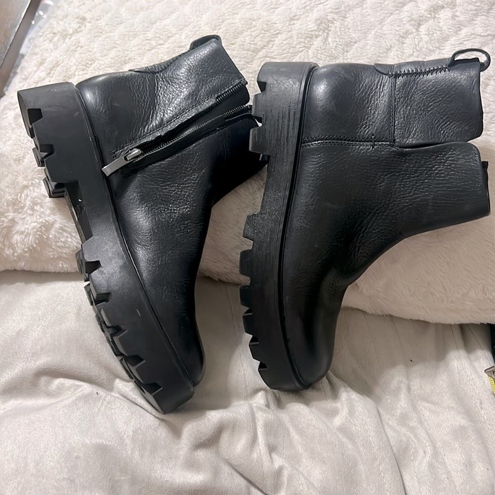 Franco Sarto black leather boots 6M